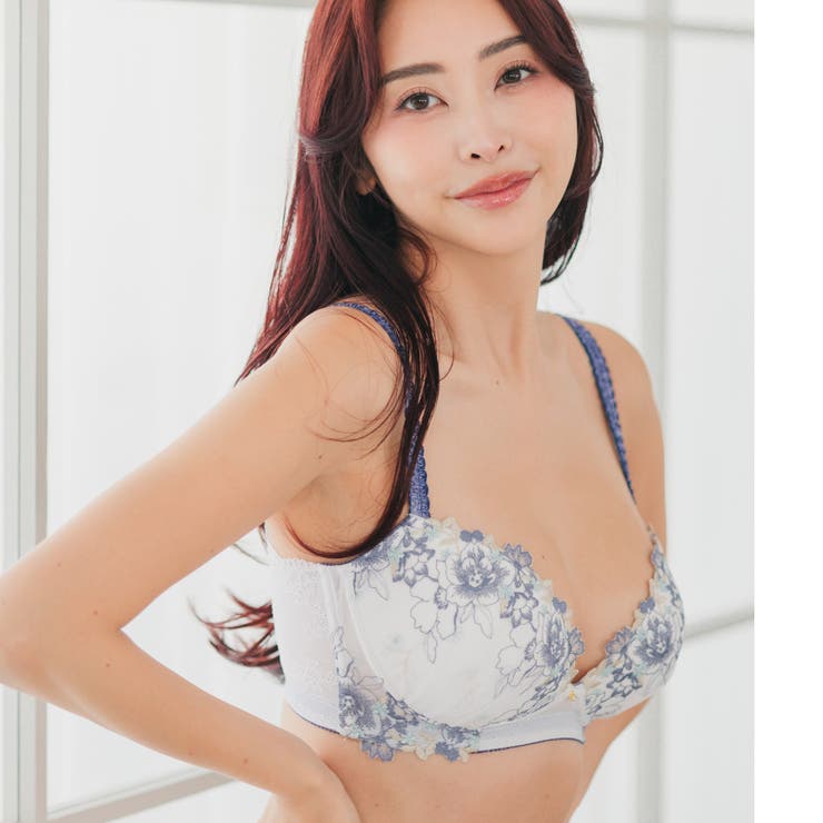 人気の高胸メイクノンワイヤー華やか刺繍のフェミニンランジェリー 「スタイルアップ… | fran de lingerie | 詳細画像8 