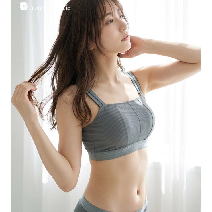 グレー | チラ見えOK！リブ素材のスクエアネックブラまるでワイヤーブラのようなノンワイヤー… | fran de lingerie