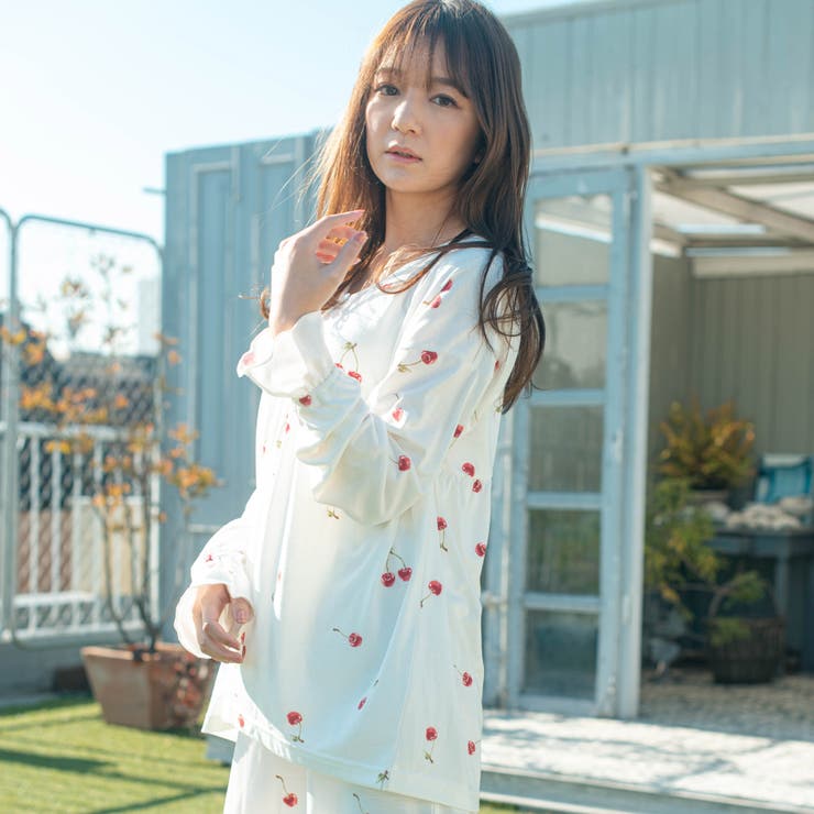 ホワイト | tororelax とろリラプルオーバー＆ワイドパンツ・上下セットパジャマ | fran de lingerie