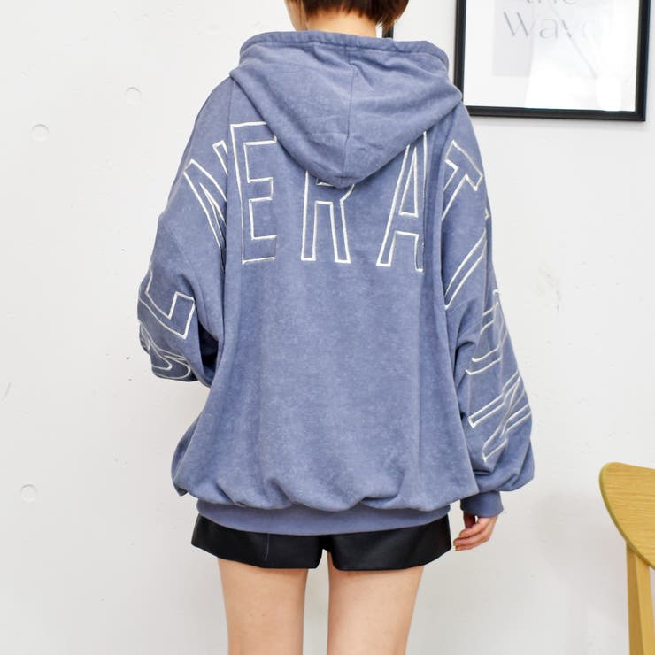 ★美品★MARK&LONA　ウェーブロゴケープ風パーカー　サイズ　M M08137EM000610_fw_thumbM.jpg