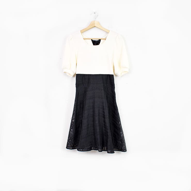 sheller シアーチェックミニワンピース　white フリーサイズ sheller シアーチェックミニワンピース white フリーサイズ