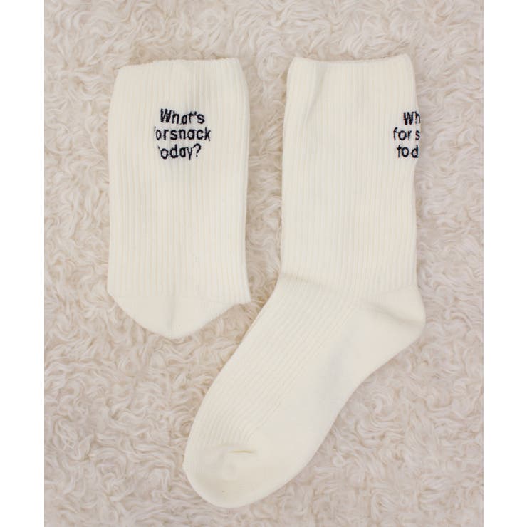 ホワイト×ブラック | 《ABYS》配色ロゴがアクセント。配色ロゴ刺繍ソックス | futier land