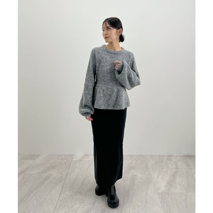 ふんわり袖で可愛さUP。ボリューム袖ペプラムニットトップス | futier land | 詳細画像22 