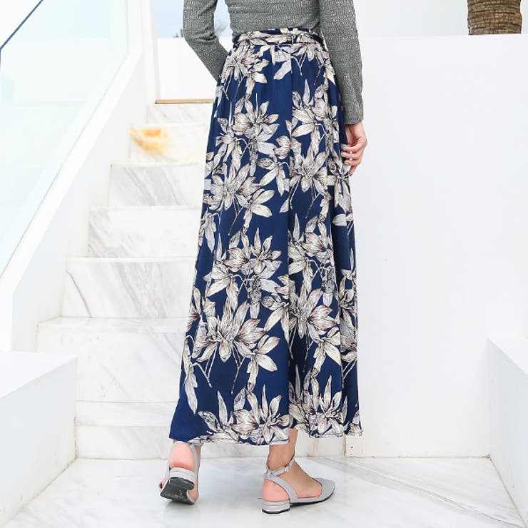 DT MaxMara ★ フレア マキシスカート PAVIA ホワイト Max Mara Studioアウトレット「PAVIA」フレア マキシスカート