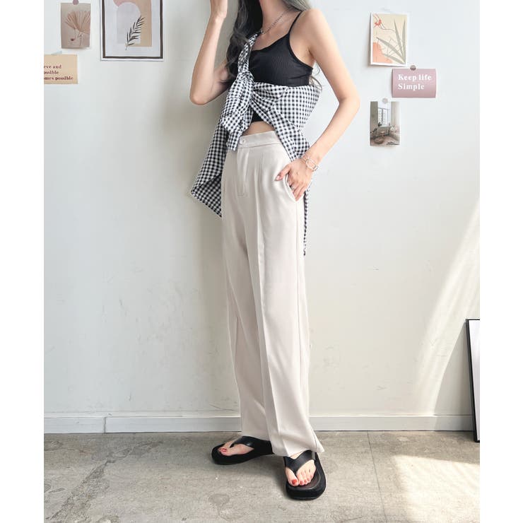 【新品】ホワイト フレアパンツ　レディースMサイズ パンツ ワイドパンツ フレアパンツ[品番：FI000007754]｜futier
