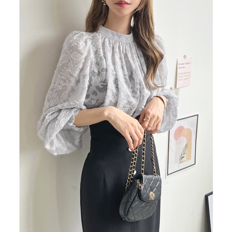 美しく魅力溢れる大人トップス。ジャガードフラワーバルーンスリーブブラウス | futier land | 詳細画像14 