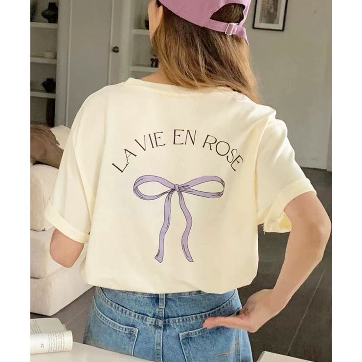 極美品 2019年フォクシーバックリボン可愛いティーシャツ 1.jpg