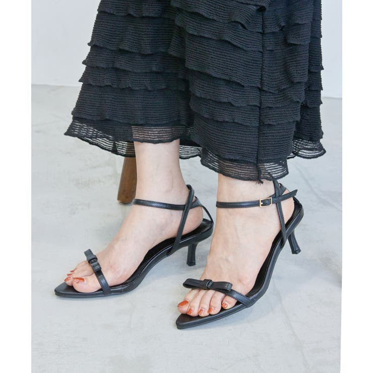 Nine West*ラインストーン*リボン*華奢なストラップ*サンダル Nine West*ラインストーン*リボン*華奢なストラップ*サンダル