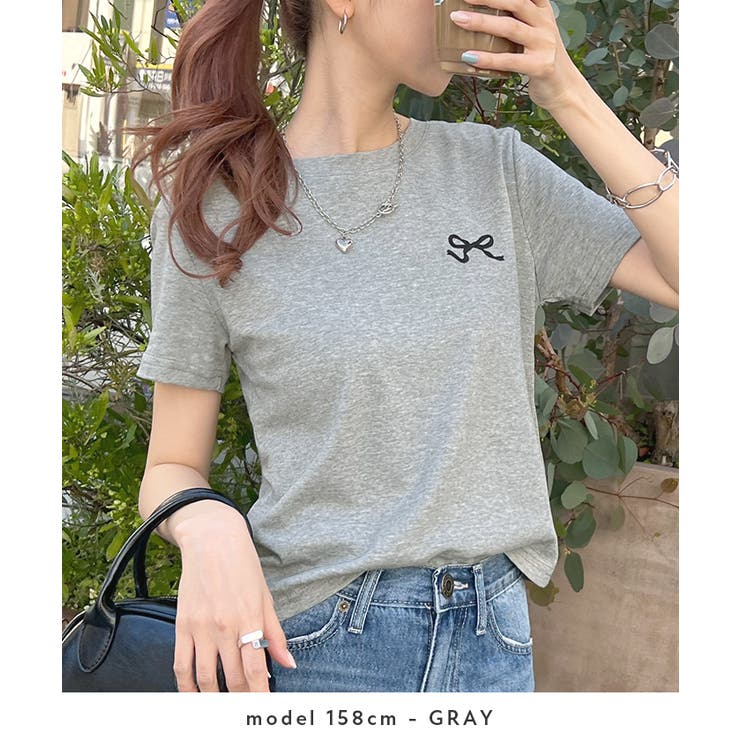 さりげないリボンがかわいい!》ワンポイントリボン刺繍Tシャツ さりげないリボンがかわいい!》ワンポイントリボン刺繍Tシャツ