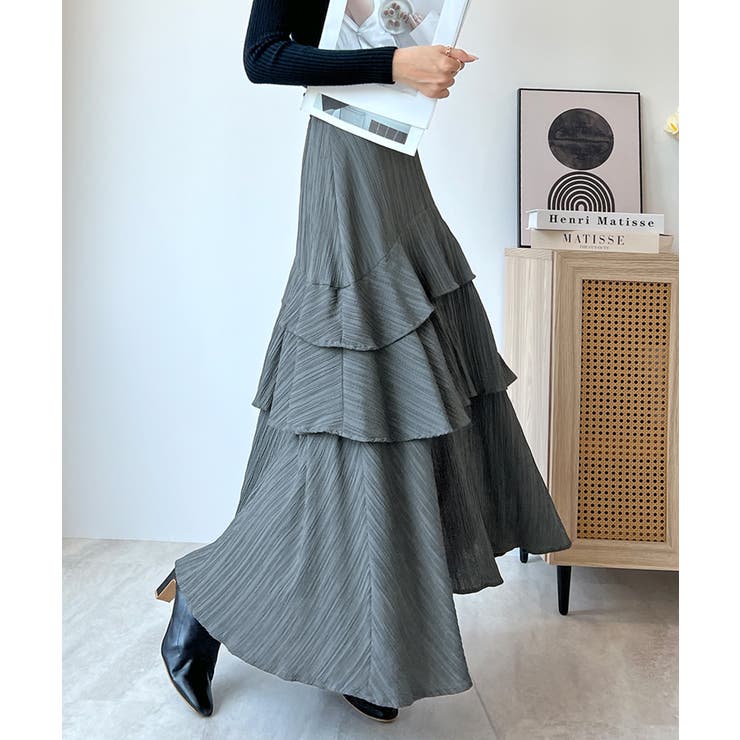 歩くたびココロモオドル。ランダムフリルティアードロングスカート