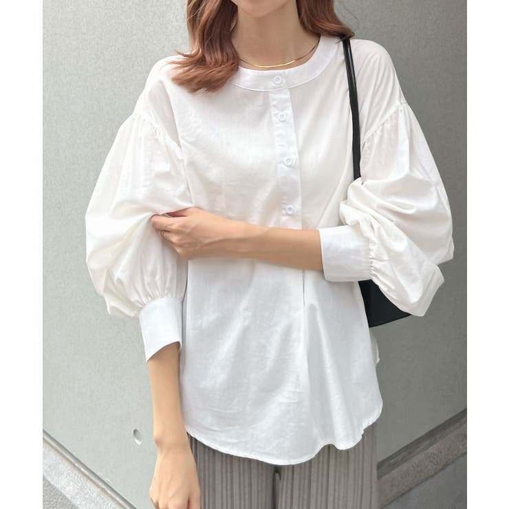 ふんわ～りとしたバルーン袖がかわいい。バルーンスリーブバンドカラーブラウス[品番：FI000006650]｜futier  land（フューティアランド）のレディースファッション通販｜SHOPLIST（ショップリスト）