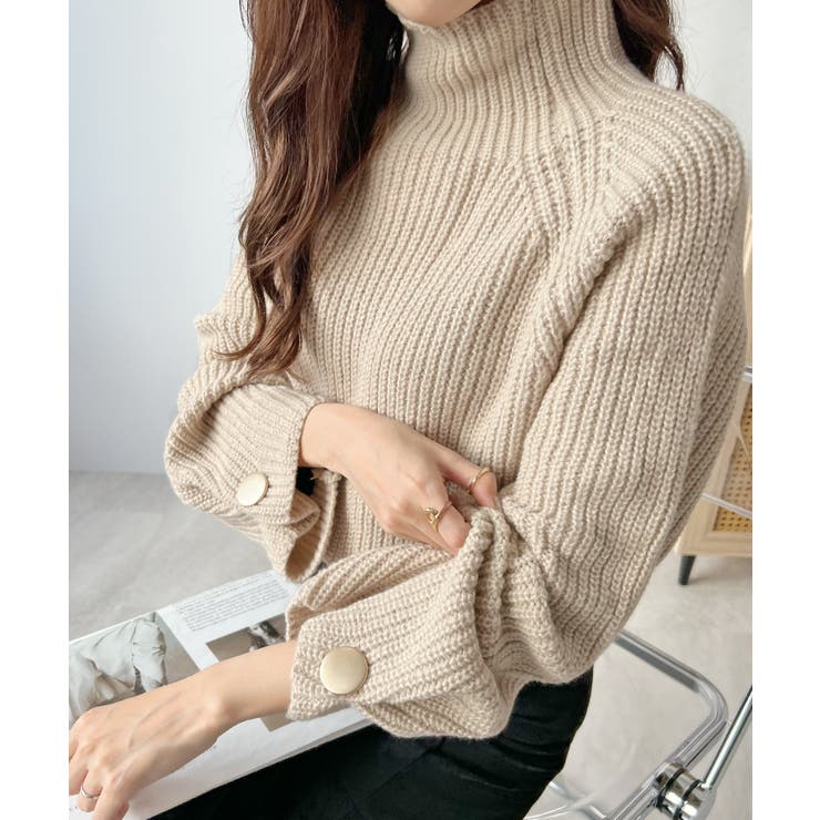 袖ボタンデザインハイネックニット[品番：FI000007415]｜futier land