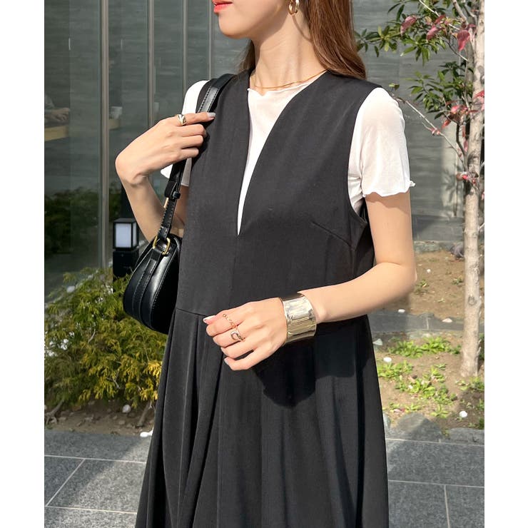 メリハリを与えてくれる大人かわいい。Vネックポンチワンピース | futier land | 詳細画像12 