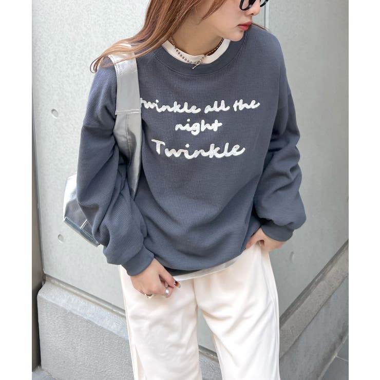 ゆったりシルエットのキャッチーなプリントT。Twinkleロゴ刺繍ワッフル  