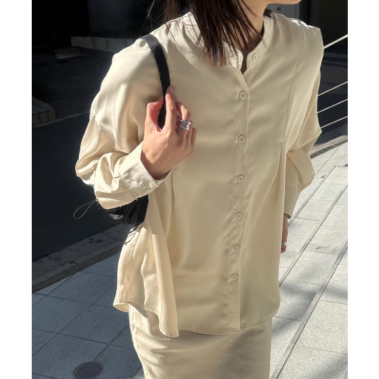 アイボリー