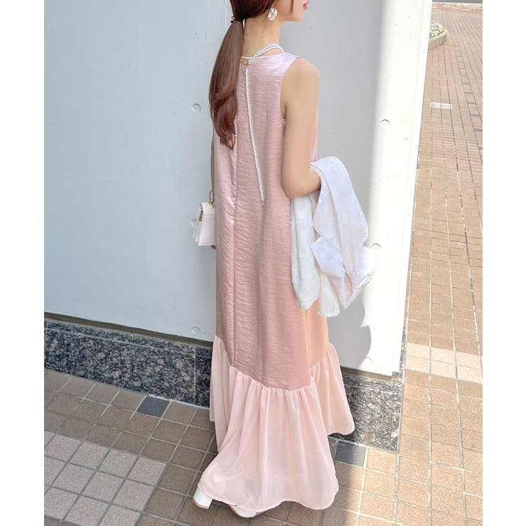 スペシャル特典 上品な光沢感が魅力。ヴィンテージサテン風裾シアーワンピース 服、靴