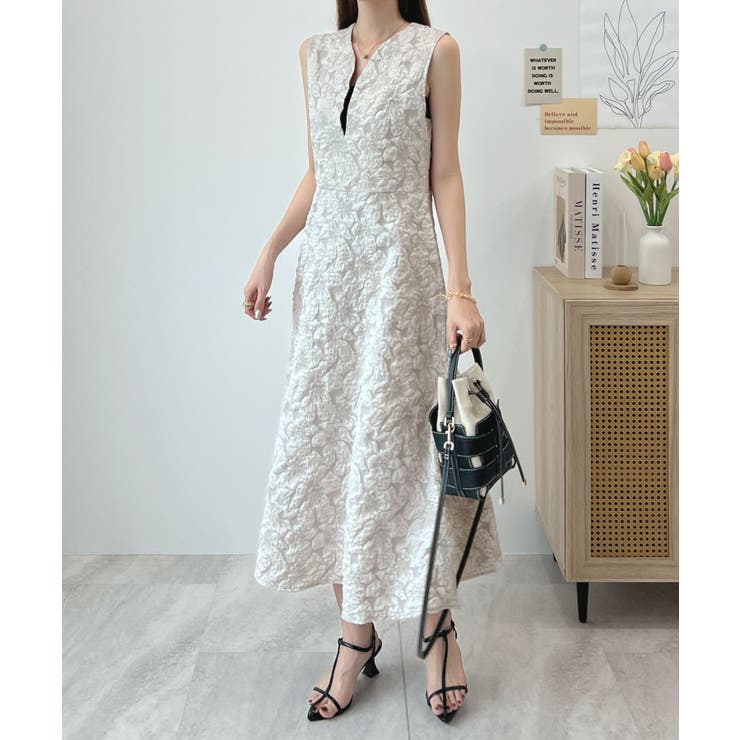 【大人カジュアル☆華やかになる1枚☆】CHANEL ワンピース 花柄 華やかな私の1軍アイテム。ジャガードフラワーワンピース[品番