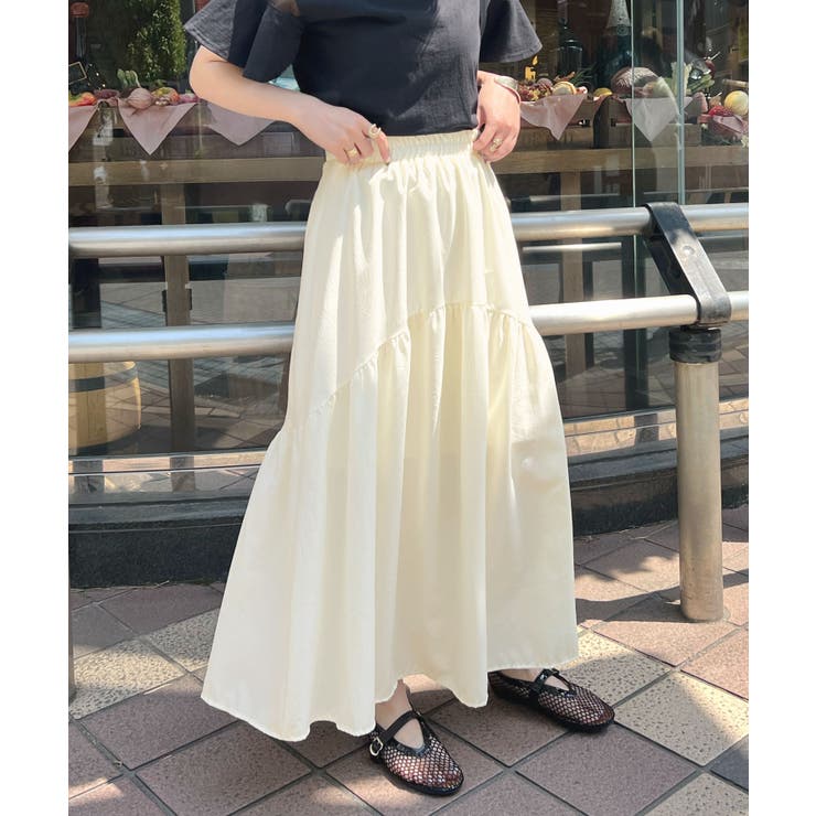 アイボリー