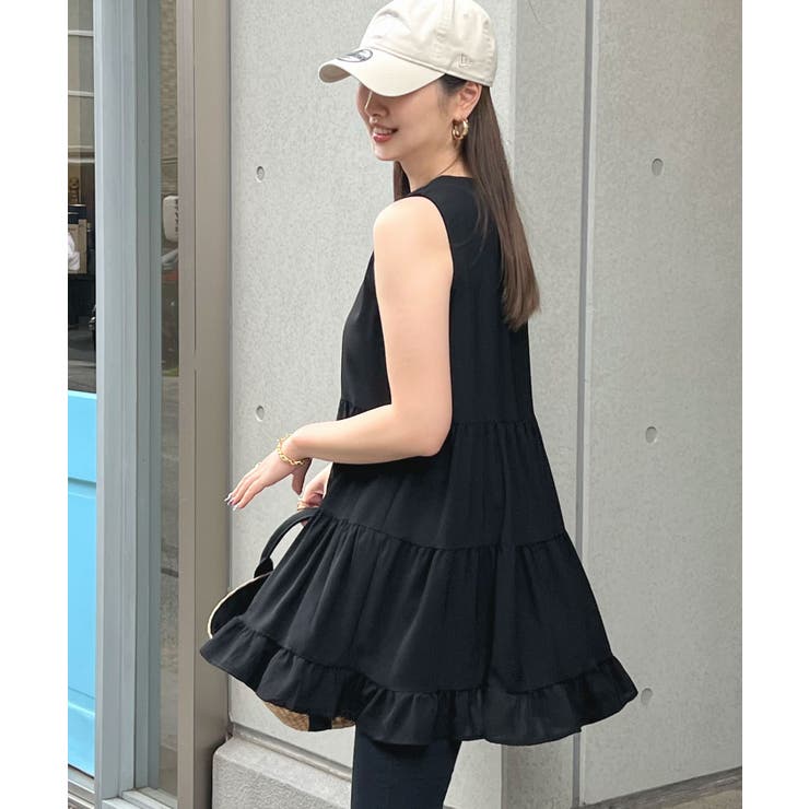 ふわっと広がるフリル！ティアードフリルチュニックワンピース