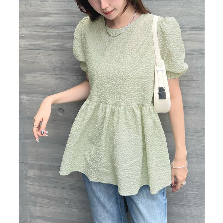 ミントグリーン | ポコポコ立体的なふんわりシルエット♪ ふくれジャガードペプラムブラウス | futier land