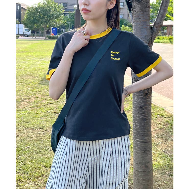 ネイビー | 《ABYSアビス》配色が可愛い！コンパクトなワンポイント刺繍リンガーTシャツ | futier land
