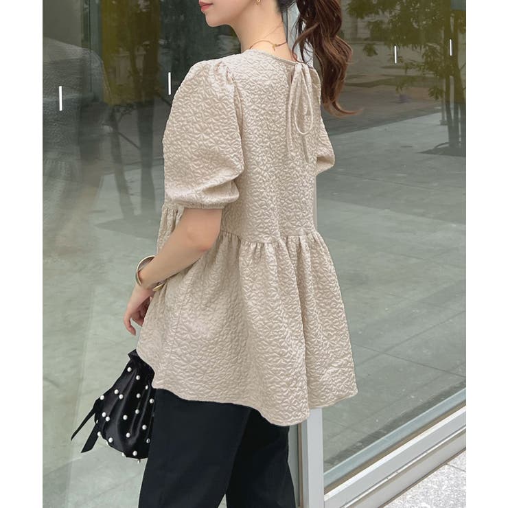 ポコポコ立体的なふんわりシルエット♪ ふくれジャガードペプラムブラウス | futier land | 詳細画像36 