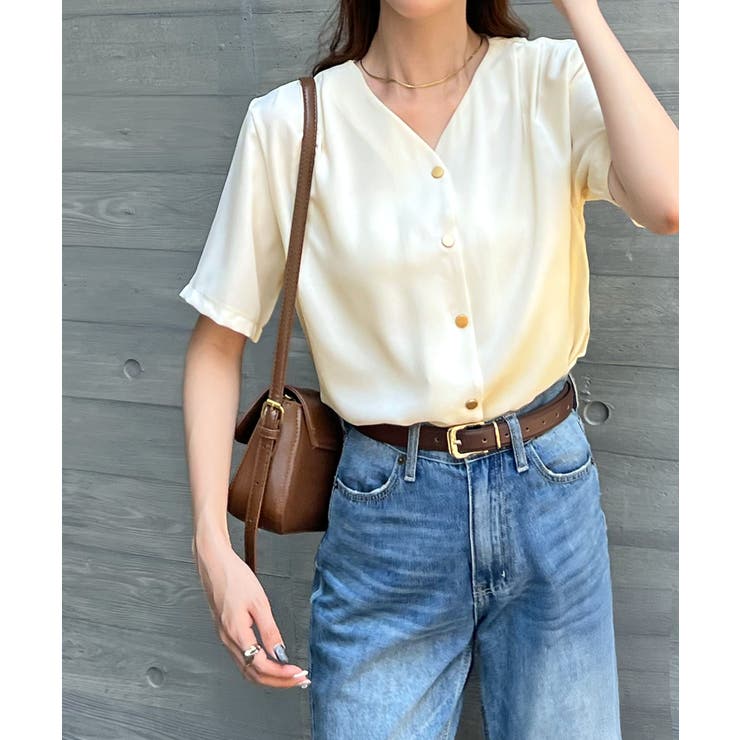 金ボタンで上品見える。ショルダータックVネック半袖ブラウス | futier land | 詳細画像14 