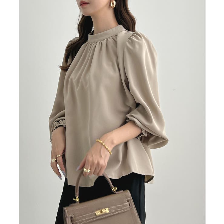 大人ブラウスの抜け感。ハイネックバルーンスリーブブラウス | futier land | 詳細画像25 