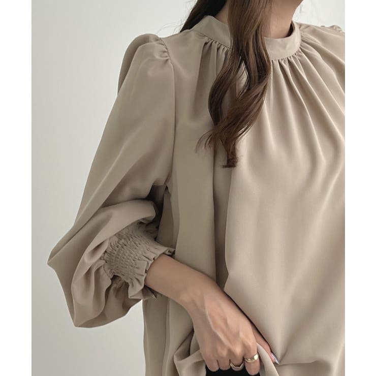 大人ブラウスの抜け感。ハイネックバルーンスリーブブラウス | futier land | 詳細画像24 