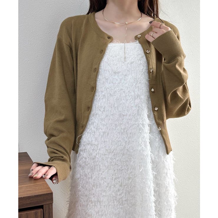 金ボタンが上品さが生まれる。ゴールドボタンラウンドネックニットカーディガン | futier land | 詳細画像18 