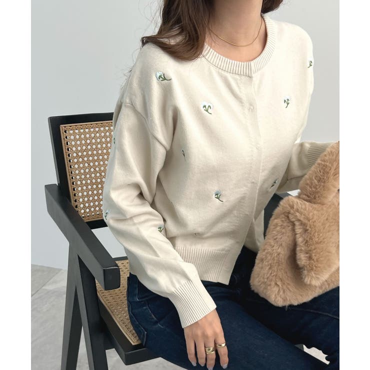 さりげない花刺繍で大人かわいく。フラワー刺繍カーディガン | futier land | 詳細画像11 