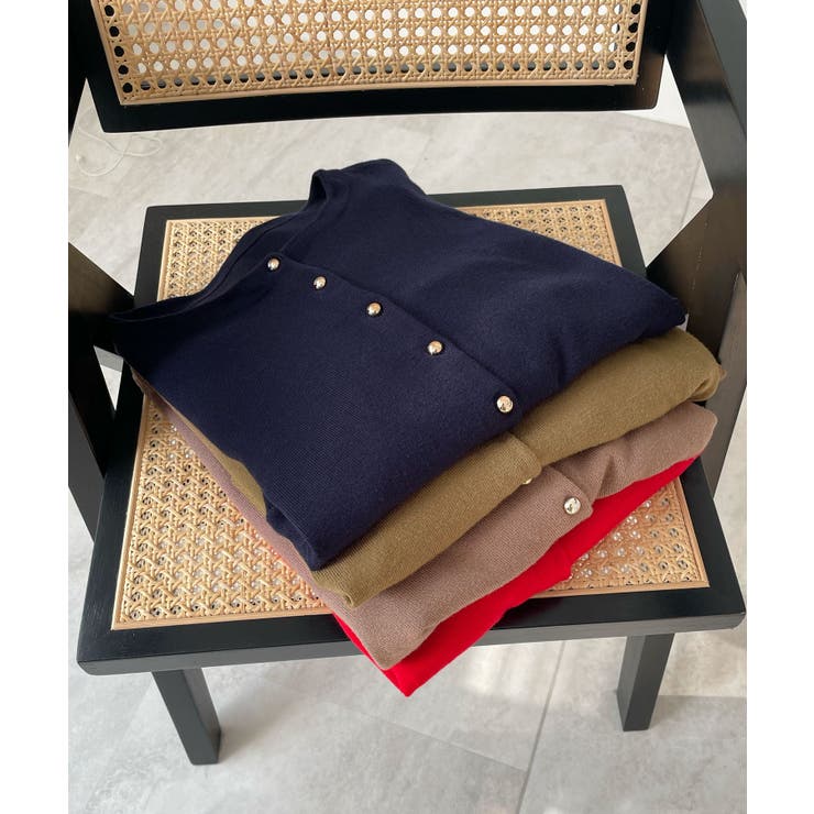 金ボタンが上品さが生まれる。ゴールドボタンラウンドネックニットカーディガン | futier land | 詳細画像48 