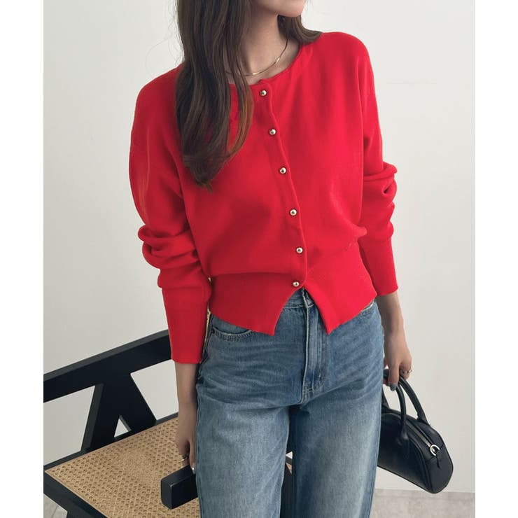 レッド | 金ボタンが上品さが生まれる。ゴールドボタンラウンドネックニットカーディガン | futier land