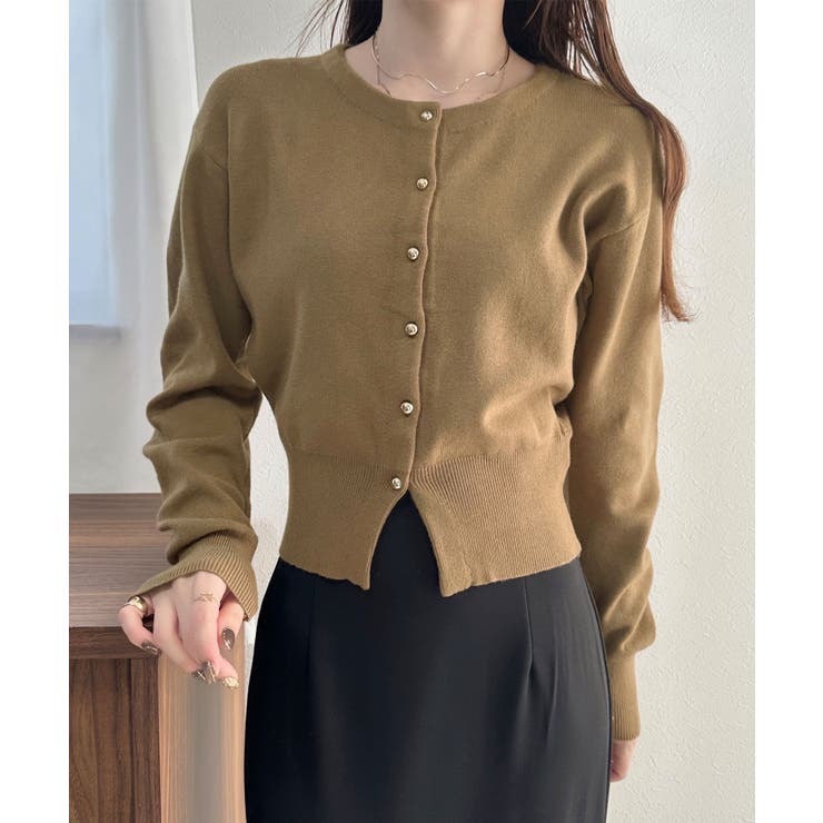 金ボタンが上品さが生まれる。ゴールドボタンラウンドネックニットカーディガン | futier land | 詳細画像20 