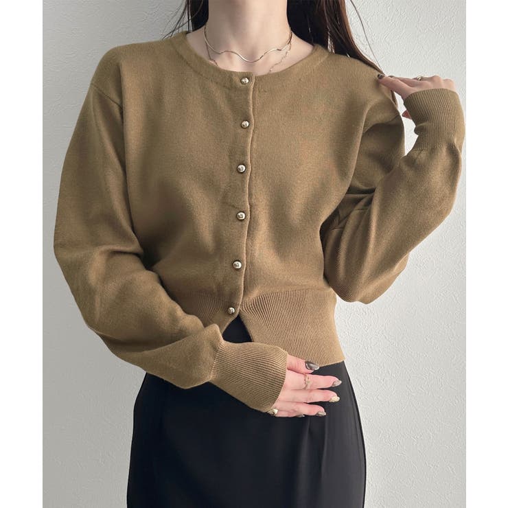 金ボタンが上品さが生まれる。ゴールドボタンラウンドネックニットカーディガン | futier land | 詳細画像21 