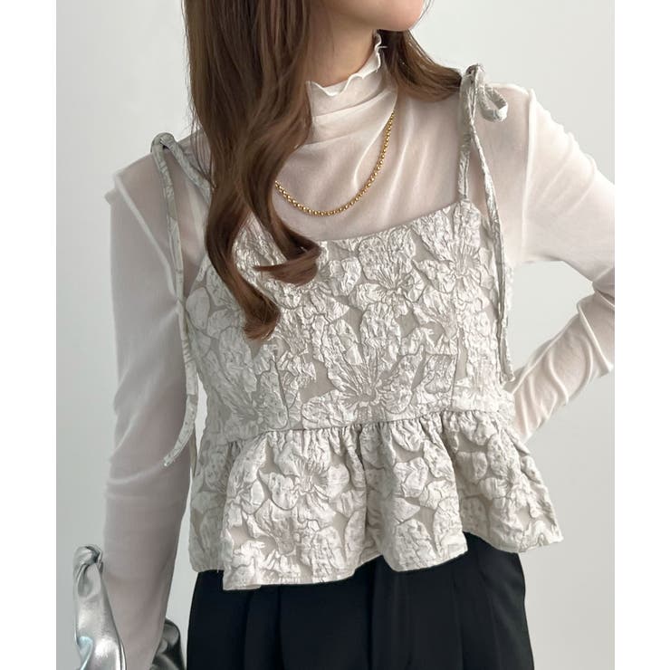 肩のリボンが映える。ジャガードフラワービスチェ[品番：FI000008923