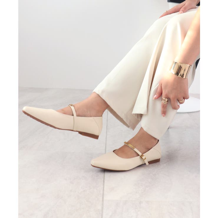 ひときわ輝く足元のワンポイント。メタルモチーフストラップパンプス | futier land | 詳細画像13 