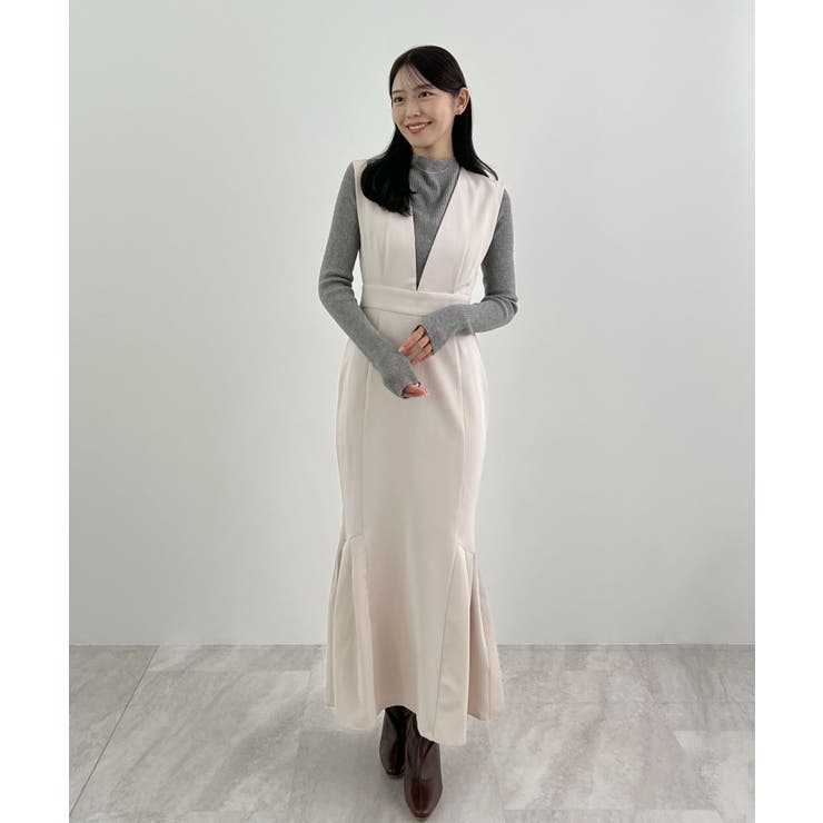 アイボリー | 抜かりない360度美シルエット。サイドタックマーメイドワンピース | futier land