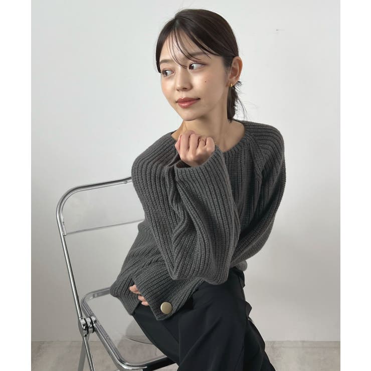 上品溢れるアクセント。袖ボタンKNIT | futier land | 詳細画像21 