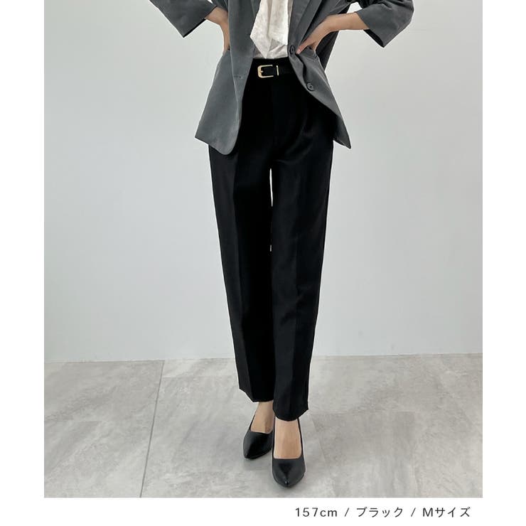 脚長効果抜群の美脚ライン。センタータックテーパードパンツ | futier land | 詳細画像7 