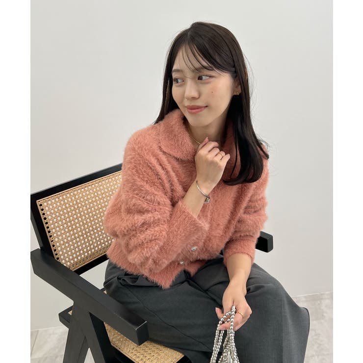 甘すぎない可愛さを纏う。ふわもこビジューボタンカーディガン | futier land | 詳細画像24 