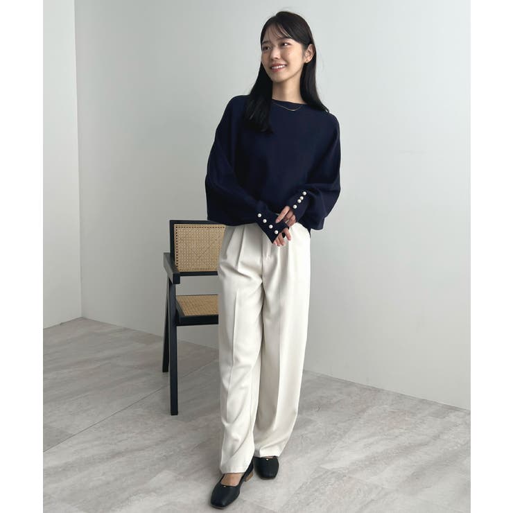 上品な大人のキレイめスタイル。袖口パールドルマンニット | futier land | 詳細画像32 