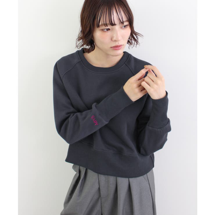 ネイビー | 《ABYS》ロゴ刺繍ショート丈トレーナー | futier land