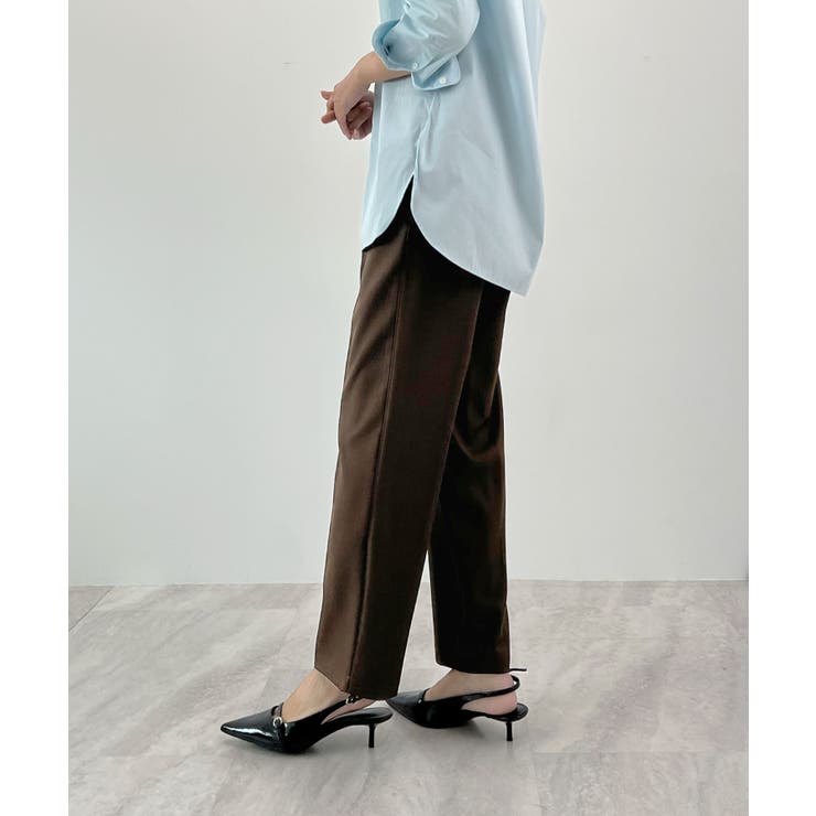 脚長効果抜群の美脚ライン。センタータックテーパードパンツ | futier land | 詳細画像18 