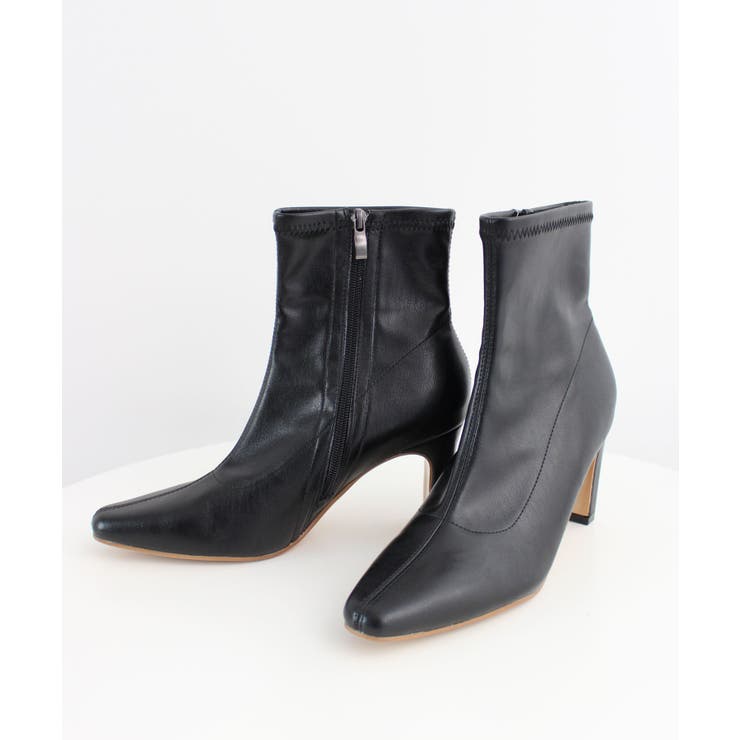 ブラック | 美脚も叶える大人のスタイルアップ。エッジフィットショートブーツ | futier land