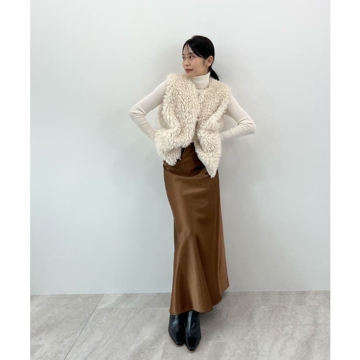 上品なツヤで洗練スタイルに。厚地サテンスカート | futier land | 詳細画像15 