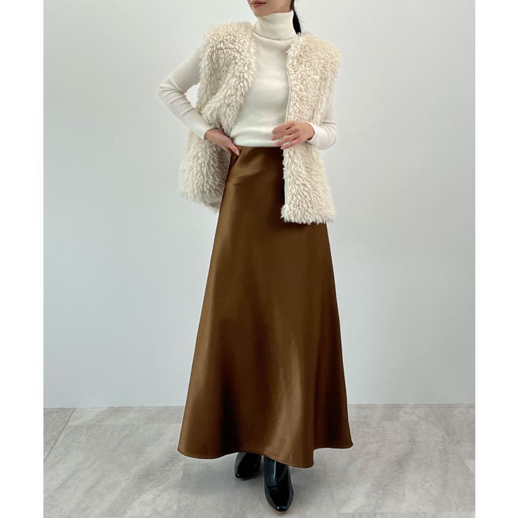 上品なツヤで洗練スタイルに。厚地サテンスカート | futier land | 詳細画像20 