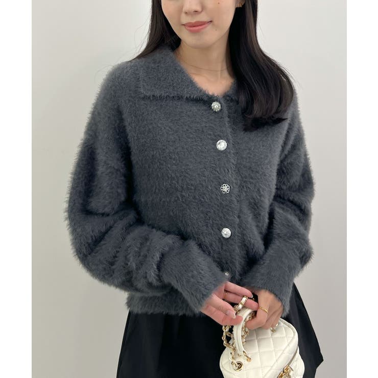 甘すぎない可愛さを纏う。ふわもこビジューボタンカーディガン | futier land | 詳細画像17 