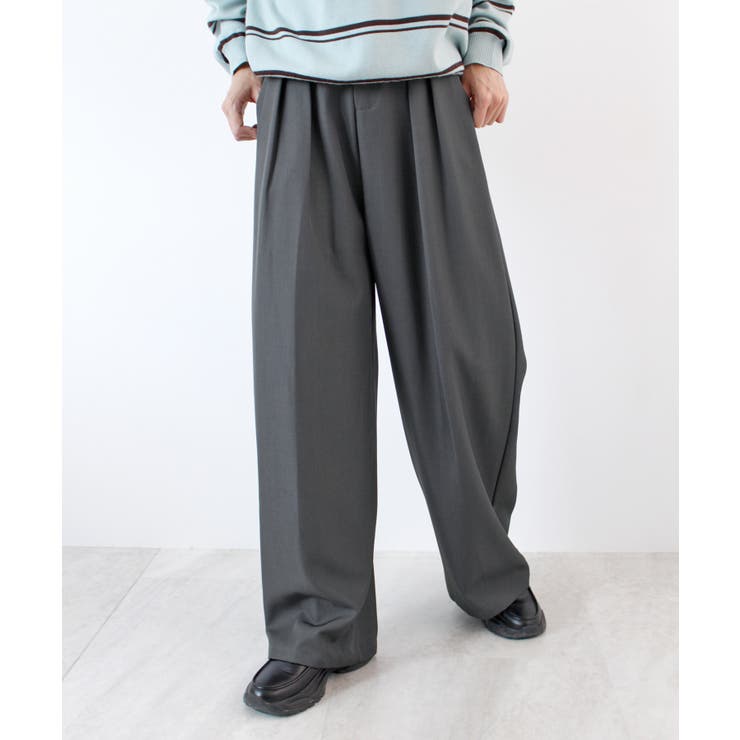 グレー | ゆるっと楽ちん。ツータックワイドストレートスラックス/ロング丈 | futier land