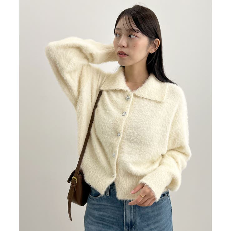 アイボリー | 甘すぎない可愛さを纏う。ふわもこビジューボタンカーディガン | futier land